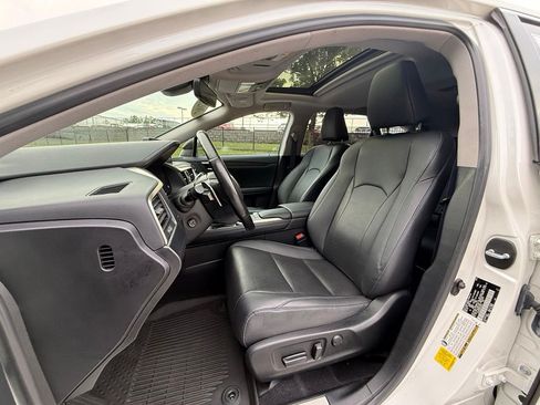 Used 2022 Lexus RX 350L FWD w/ Special Edition image 22