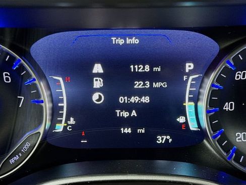 New 2026 Chrysler Voyager LX image 12