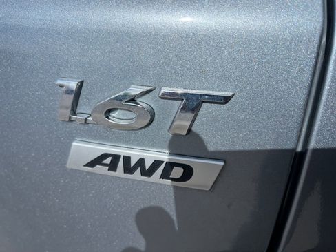 Used 2021 Hyundai Kona Limited AWD/4WD image 31