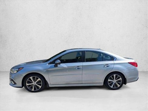 Used 2019 Subaru Legacy 3.6R Limited AWD/4WD image 9