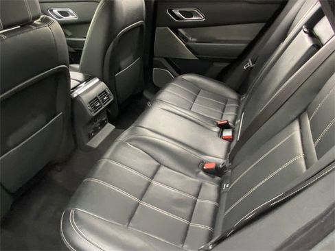 Used 2018 Land Rover Range Rover Velar S image 25