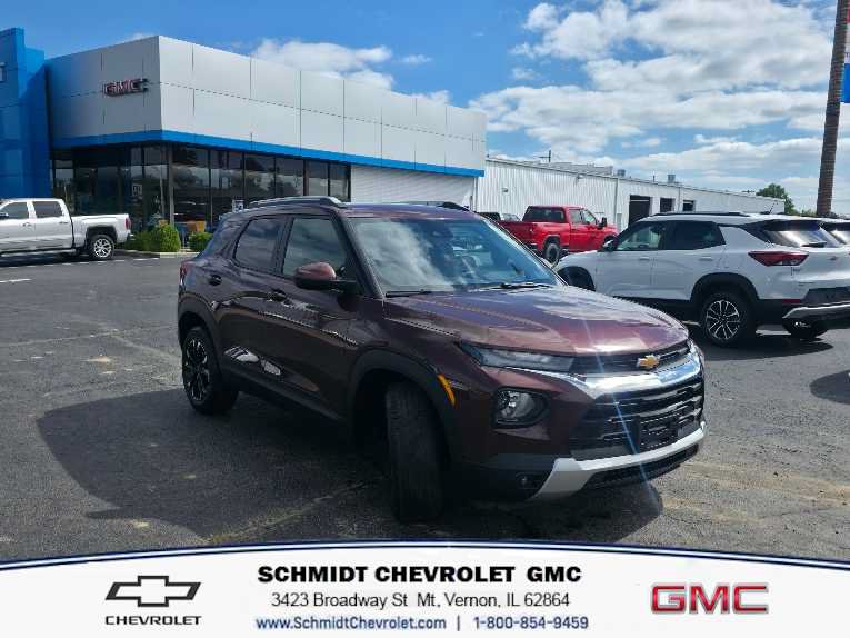 Used 2023 Chevrolet TrailBlazer LT FWD image 3