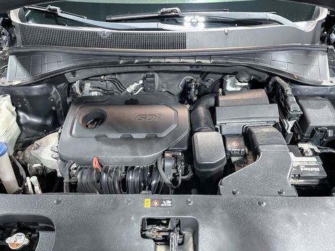 Used 2016 Kia Sorento LX image 32