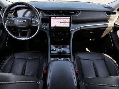 Used 2021 Jeep Grand Cherokee L Limited image 26