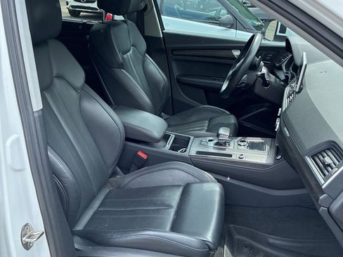 Used 2018 Audi Q5 Prestige w/ Prestige Package AWD/4WD image 6