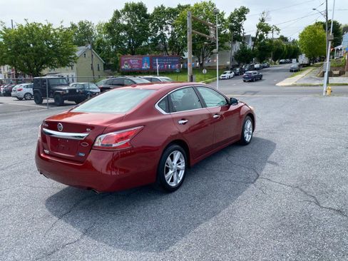 Used 2013 Nissan Altima 2.5 SL FWD image 5