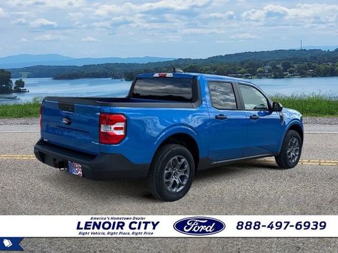 New 2025 Ford Maverick XLT w/ XLT Luxury Package FWD image 7