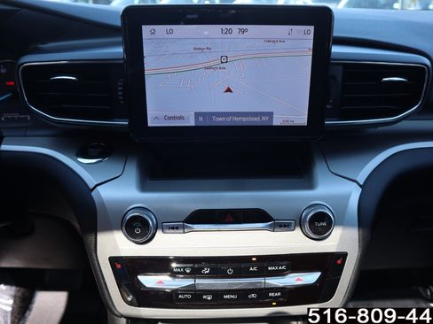 Used 2022 Ford Explorer XLT w/ Equipment Group 202A image 25