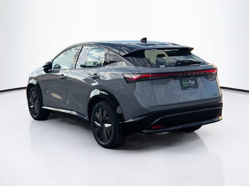 Used 2024 Nissan Ariya AWD image 5