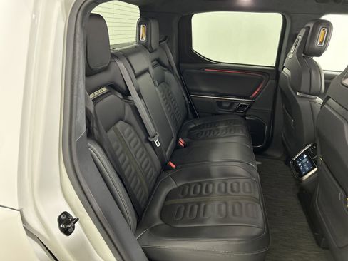 Used 2023 Rivian R1T Adventure image 22