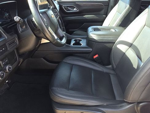 Used 2023 Chevrolet Tahoe LT image 16