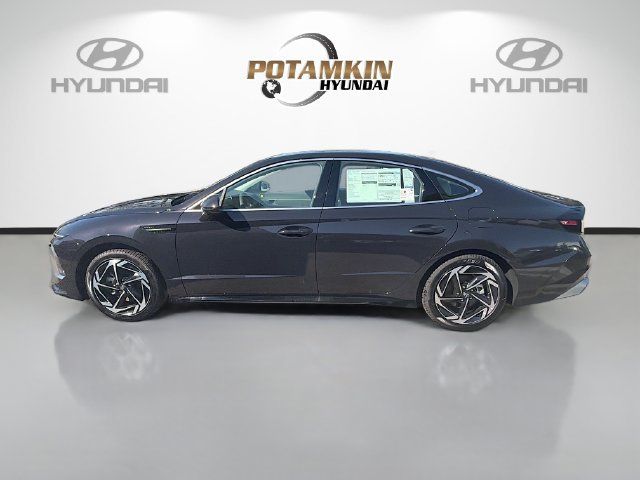 Certified 2026 Hyundai Sonata SEL FWD image 8