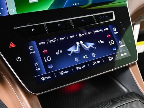 New 2025 Maserati Grecale GT image 18