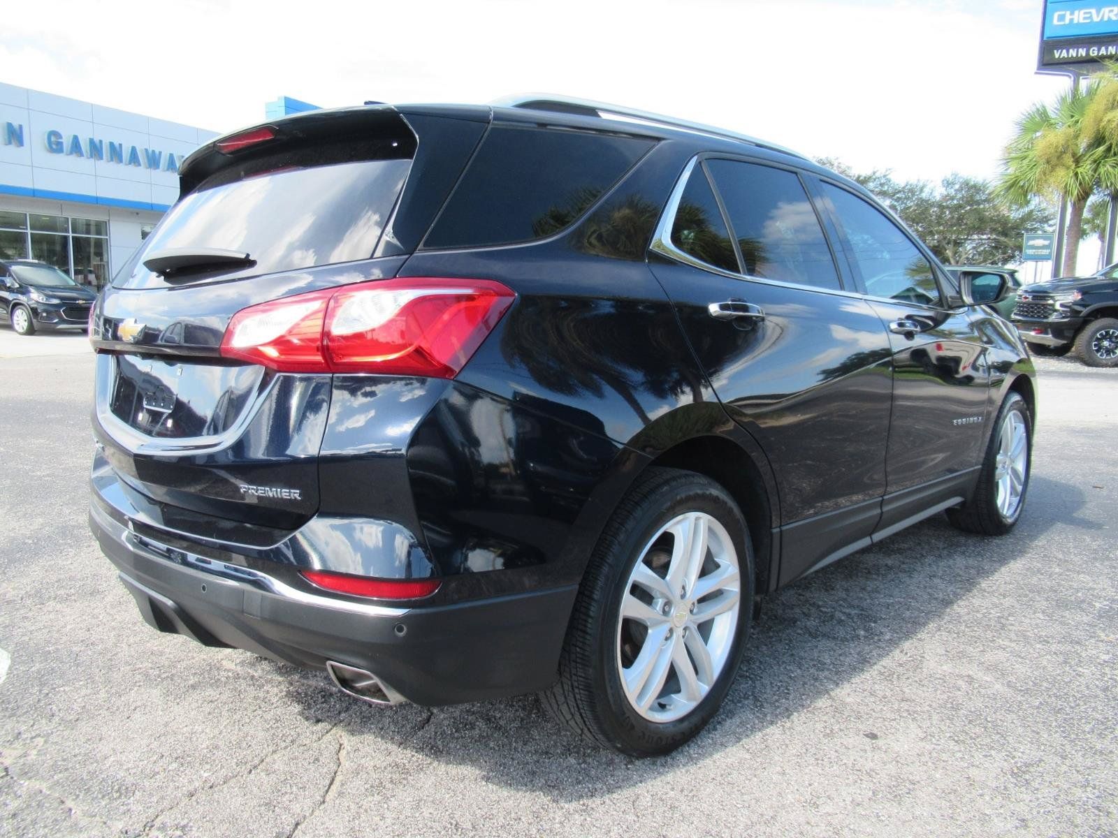 Used 2020 Chevrolet Equinox Premier FWD image 6