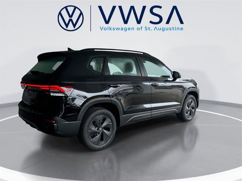 New 2026 Volkswagen Taos S image 7