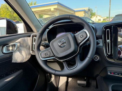 New 2026 Volvo XC40 B5 Plus w/ Protection Package Premier image 7