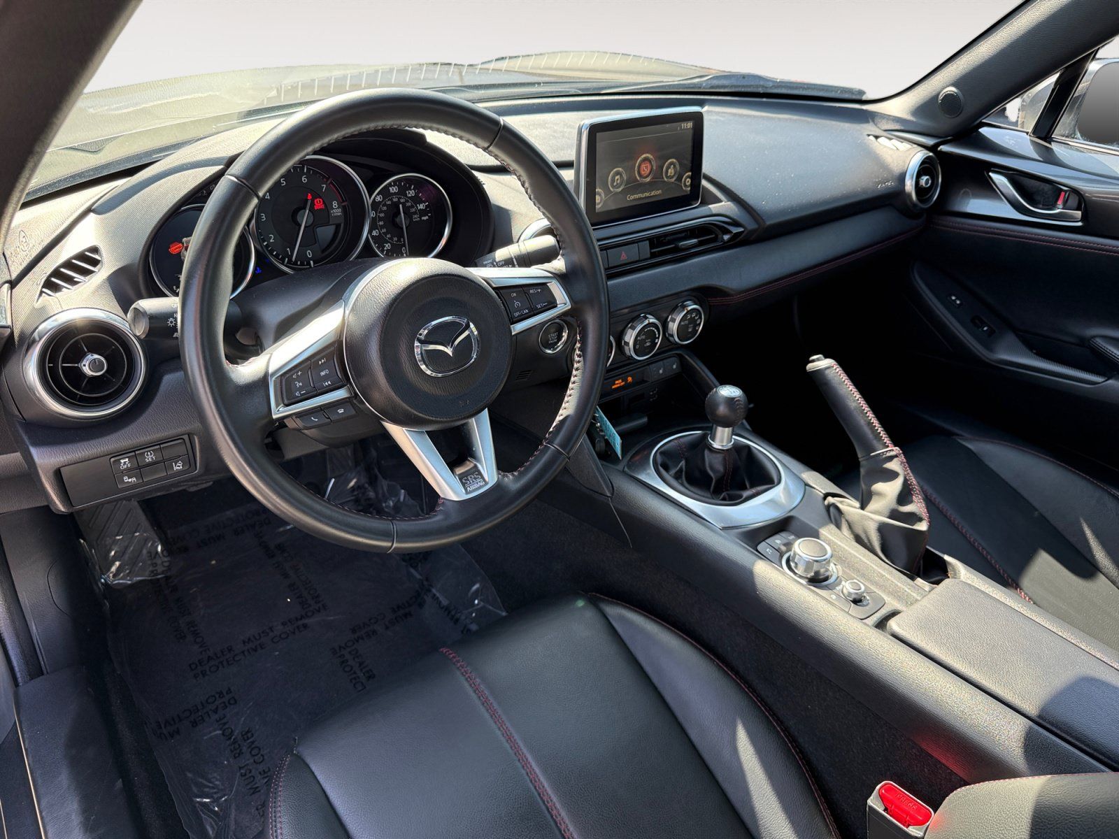 Used 2017 MAZDA MX-5 Miata RF Grand Touring RWD image 15