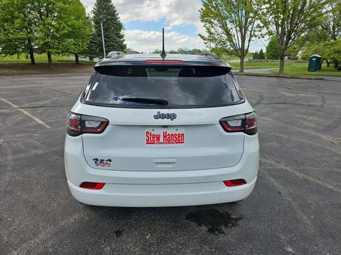 Used 2024 Jeep Compass Limited AWD/4WD image 5