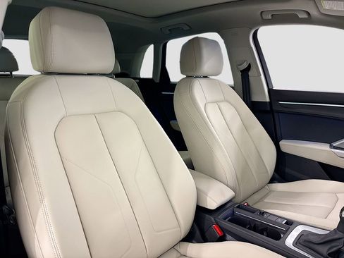 New 2025 Audi Q3 2.0T Premium Plus image 15