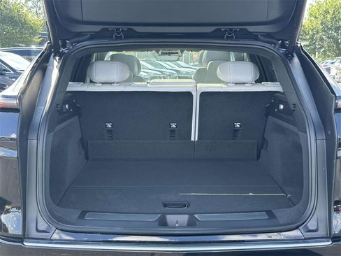 New 2025 Cadillac Lyriq Luxury image 12