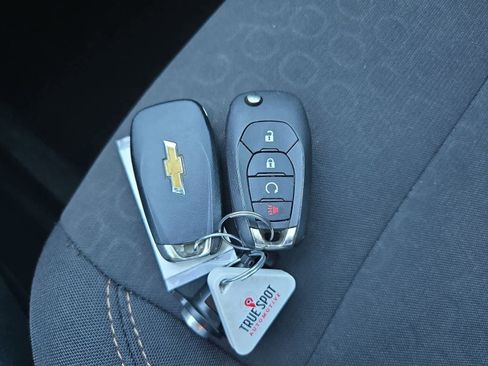 Used 2020 Chevrolet Trax LS image 30