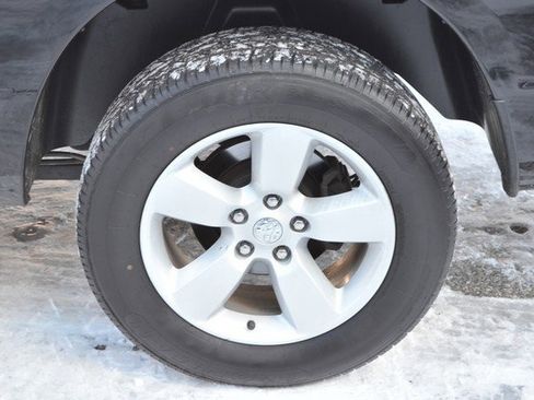 Used 2024 RAM 1500 Classic SLT image 12