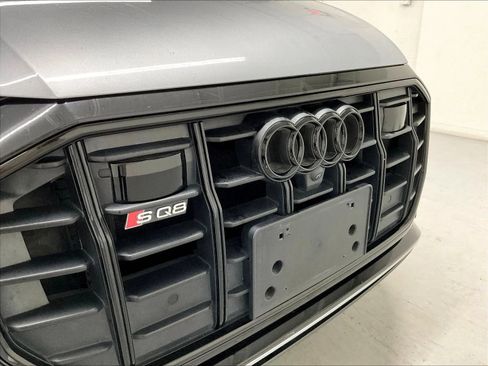 Used 2020 Audi SQ8 Prestige w/ Prestige Package AWD/4WD image 27