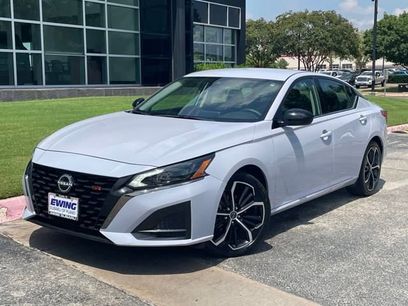 Used 2024 Nissan Altima 2.5 SR