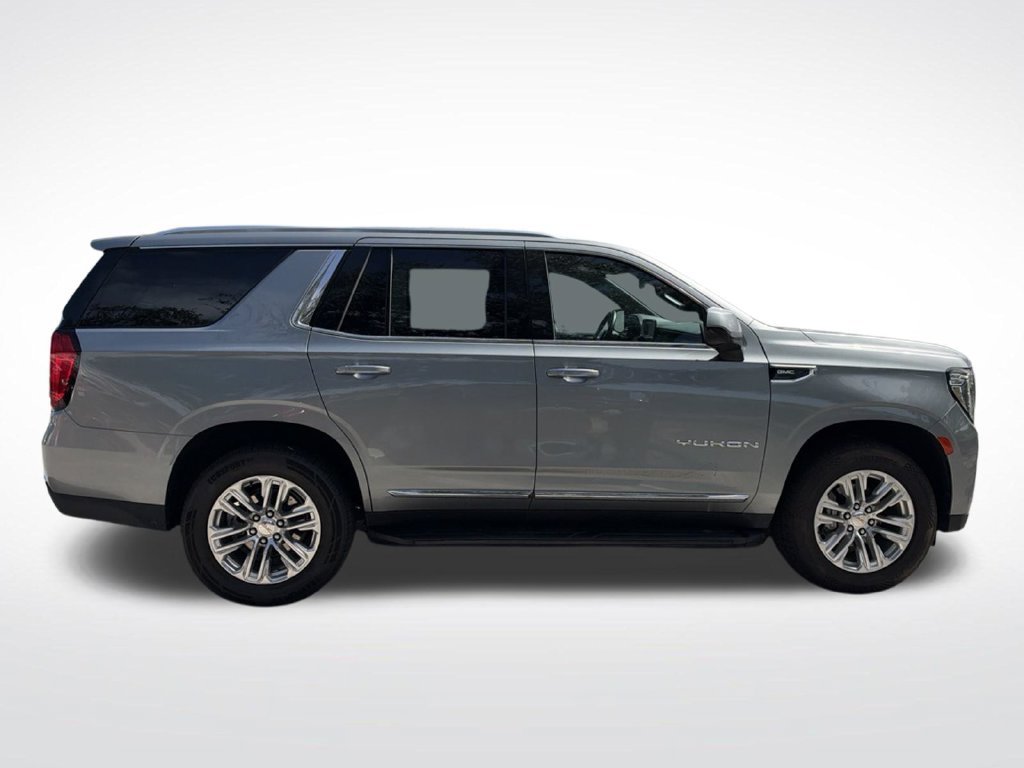 Used 2024 GMC Yukon SLT RWD image 4