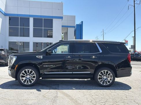 New 2026 GMC Yukon Denali w/ Denali Reserve Package RWD image 23