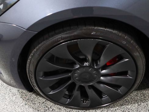 Used 2022 Tesla Model 3 Performance image 11