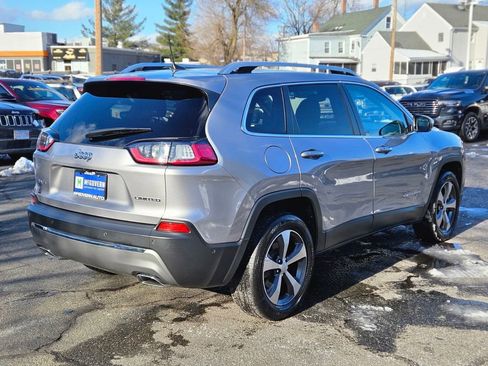 Used 2021 Jeep Cherokee Limited image 5