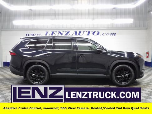 Used 2025 Toyota Grand Highlander AWD image 1