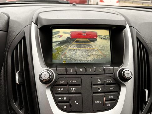 Used 2017 Chevrolet Equinox LT w/ Convenience Package FWD image 12