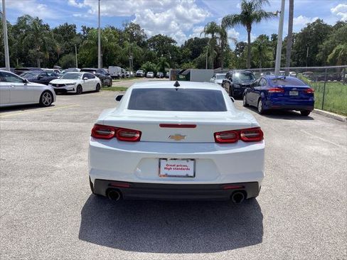 Used 2023 Chevrolet Camaro LT RWD image 9