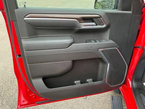 Used 2022 Chevrolet Silverado 1500 RST w/ Z71 Off-Road Package image 6