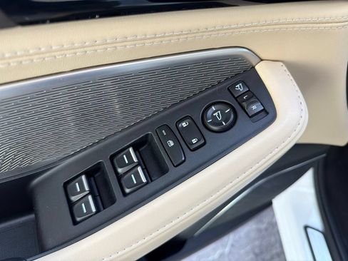 Used 2023 Acura MDX w/ Advance Package AWD/4WD image 7