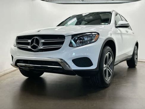 Used 2018 Mercedes-Benz GLC 300 4MATIC image 30