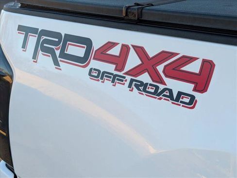 Used 2020 Toyota Tacoma TRD Off-Road image 6