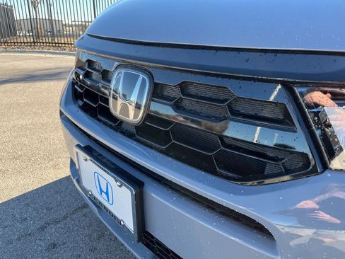 Used 2026 Honda Odyssey Elite image 16