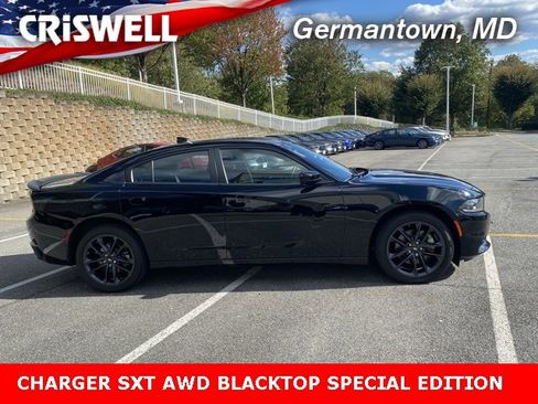 Used 2023 Dodge Charger SXT w/ Blacktop Special Edition image 9