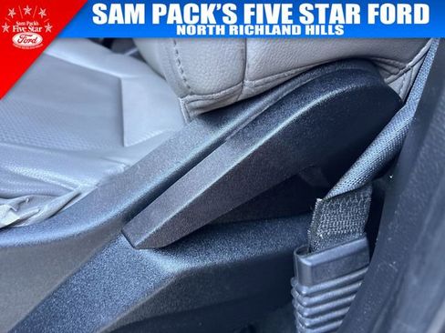 Used 2020 Ford F550 2WD Regular Cab Super Duty image 21