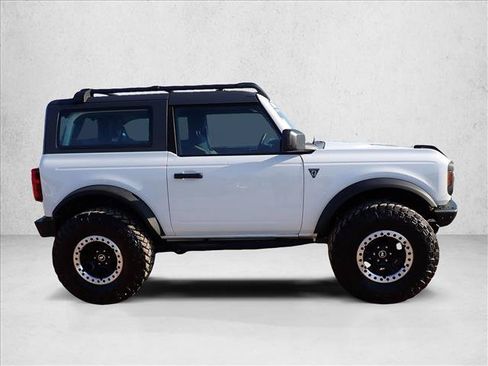 Used 2022 Ford Bronco 2-Door w/ Sasquatch Package AWD/4WD image 5