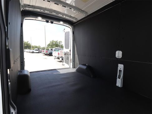 New 2026 Ford Transit 250 148 Medium Roof w/ Load Area Protection Package image 8