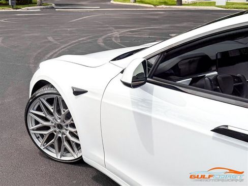 Used 2022 Tesla Model S Plaid AWD/4WD image 43