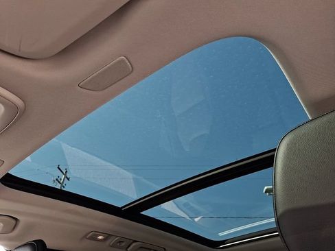Certified 2023 Volvo XC60 B5 Core w/ Climate Package AWD/4WD image 15
