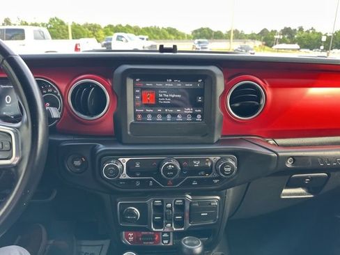 Certified 2021 Jeep Wrangler Unlimited Rubicon AWD/4WD image 13