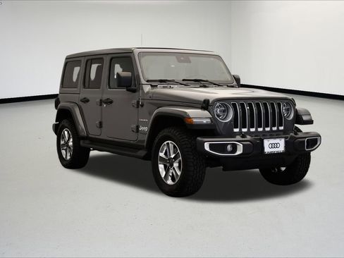 Used 2021 Jeep Wrangler Unlimited Sahara image 7