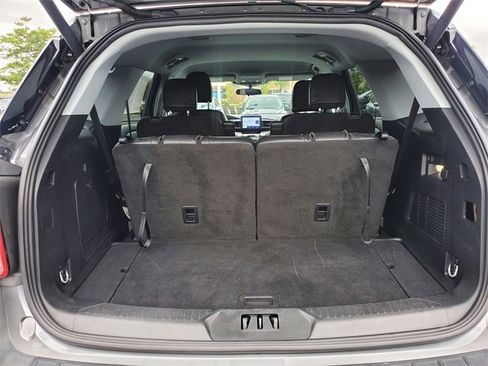 Certified 2023 Ford Explorer XLT w/ Equipment Group 202A image 29