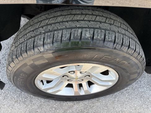 Used 2017 Chevrolet Silverado 1500 LT w/ All Star Edition AWD/4WD image 16